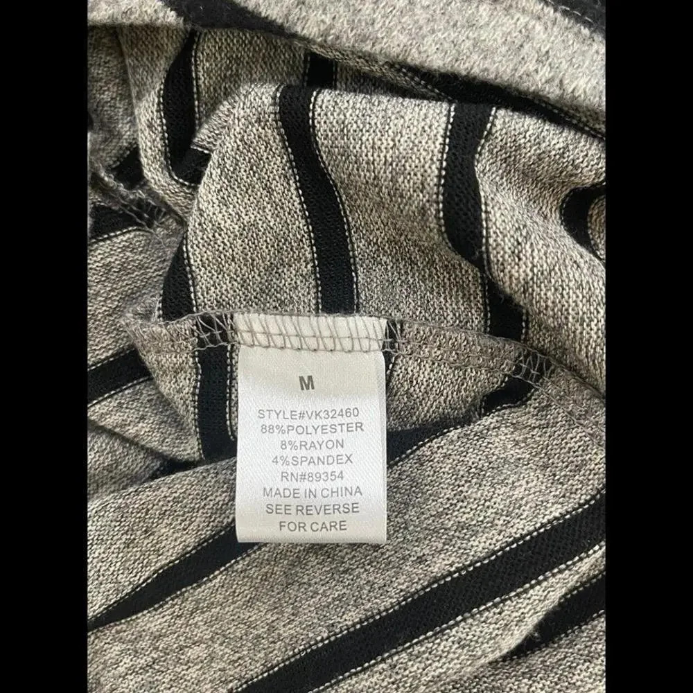 Women’s Adrienne Vittadini V-neck Gray Striped Sweater, Lace Accent, Size Medium - Picture 5 of 5
